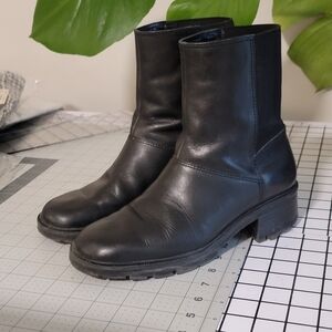 Classic Black Heeled Boots